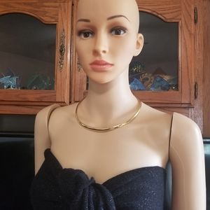Gold tone necklace/choker - 18"